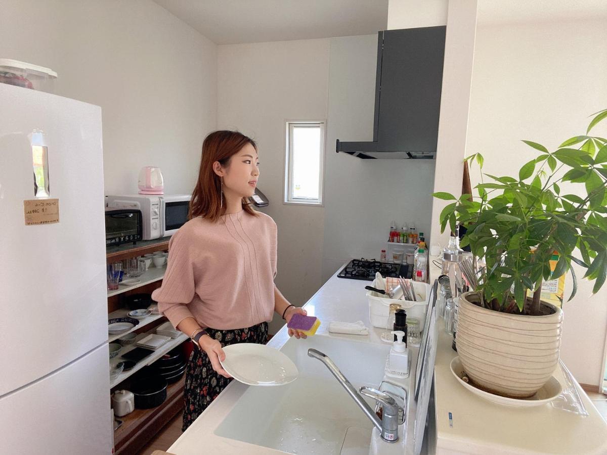2019新築 ! Guest House Holoholo Beach Side Ishigaki  ภายนอก รูปภาพ